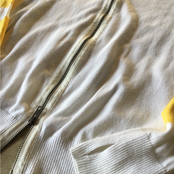 PAM & GELA Woman’s lightweight sweater w/zipper back - Picture 5 of 8